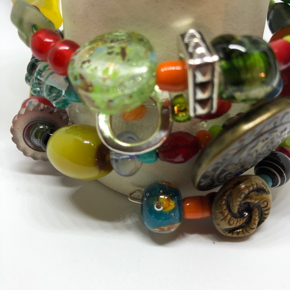 Handcrafted Bead and Button Bracelet ❤️ - Picture 16 of 16